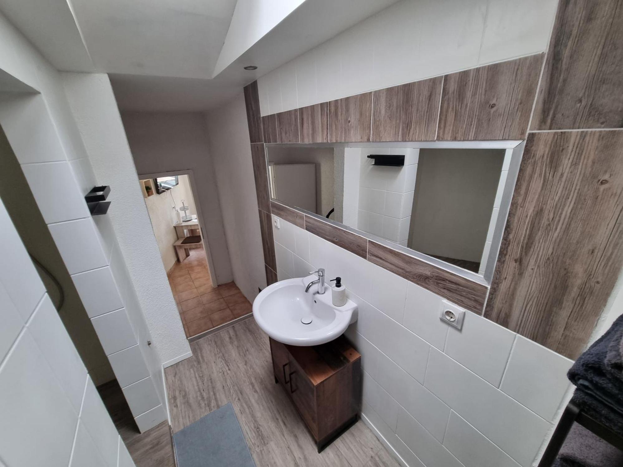 Ferienwohnung/monteurwohnung Altes Cafe *